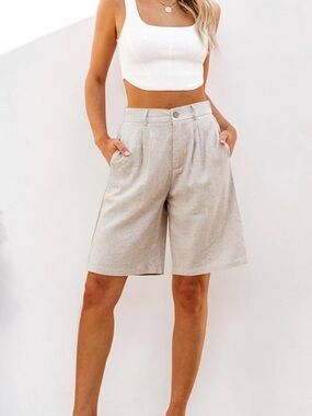 Luvamia Pleated High-Waist Linen Blend Bermuda Shorts in Beige/Oatmeal S
